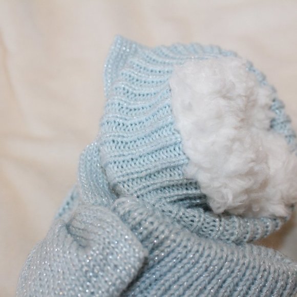 NWT UGG WOMEN'S GIRLS FLEECE LINED SPARKLE BOW SOCKS BLUE - Picture 5 of 6